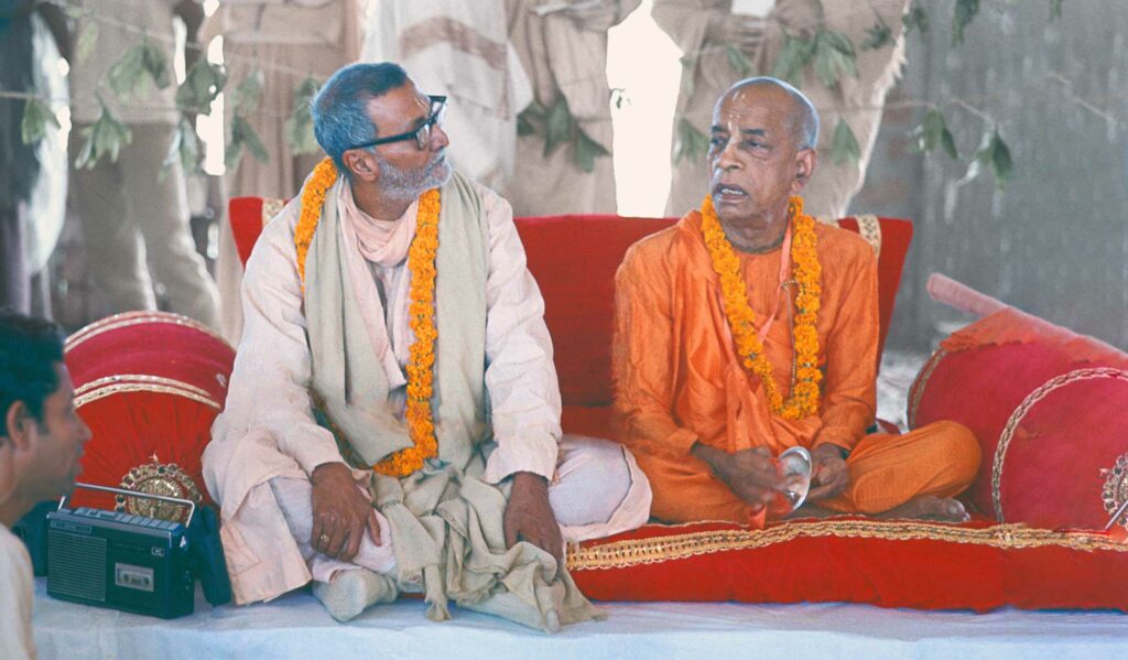 Śrīdhara Mahārāja Will Save Our Bhakti! (Colonial Cataracts and Societal Selectivity)