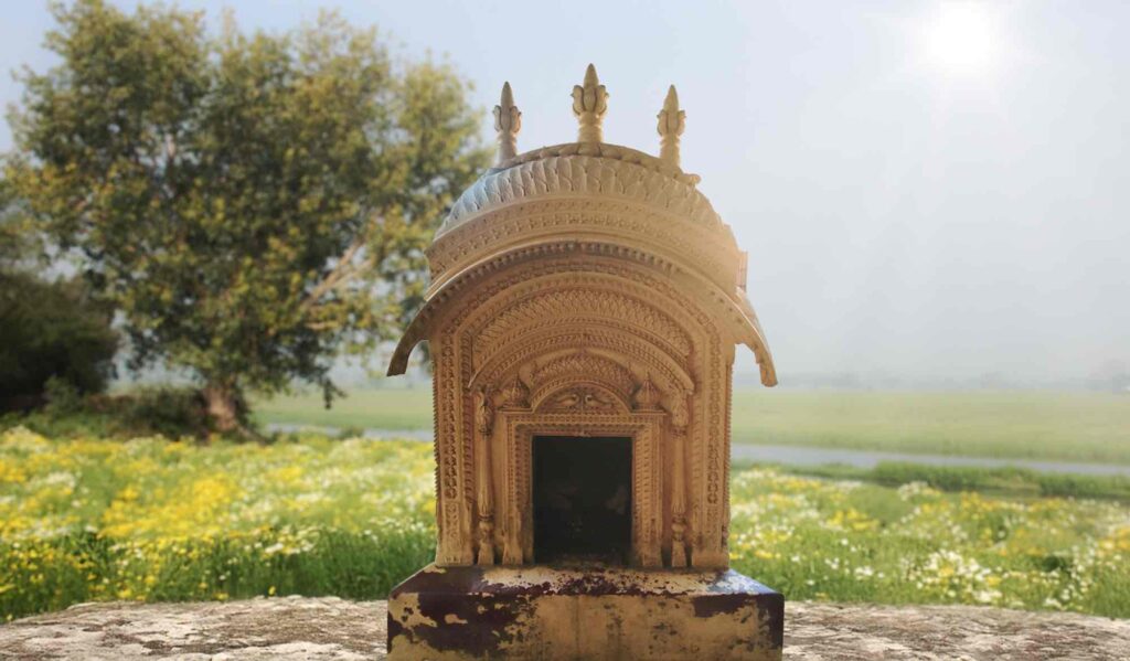 Śrīla Viśvanātha Cakravartī Ṭhākura and Śrī Gurvaṣṭakam